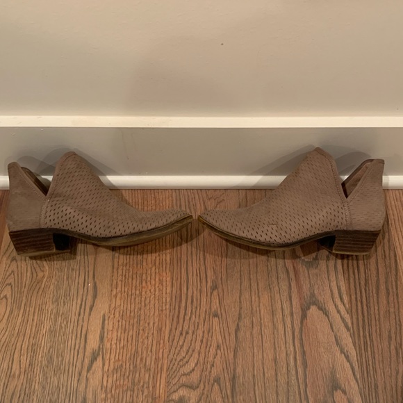 Lucky Brand booties, like new - Picture 4 of 5